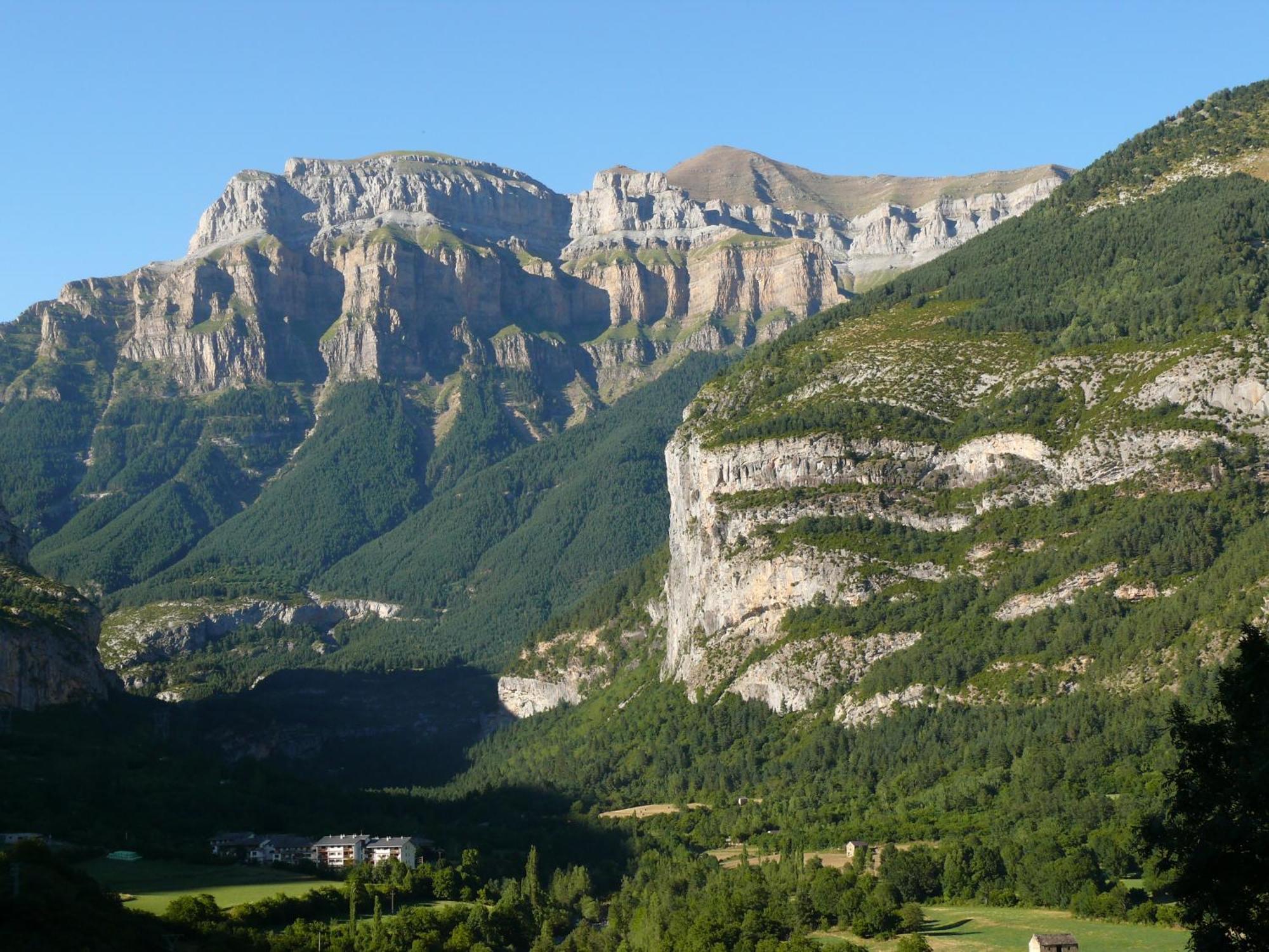Hotel Bellavista Ordesa Torla Exteriör bild